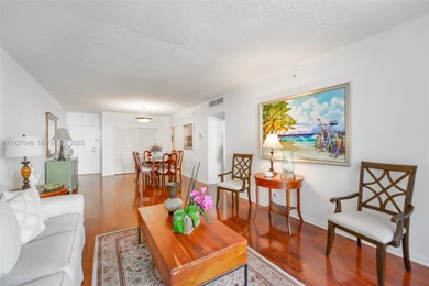 Beach Condo For Sale in Hollywood, Florida