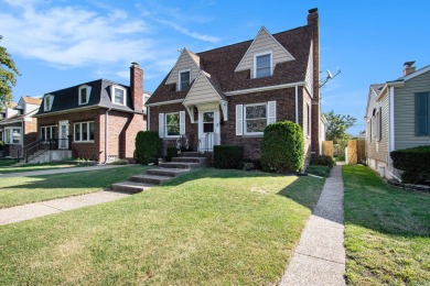 Beach Home Active Under Contract in Whiting, Indiana