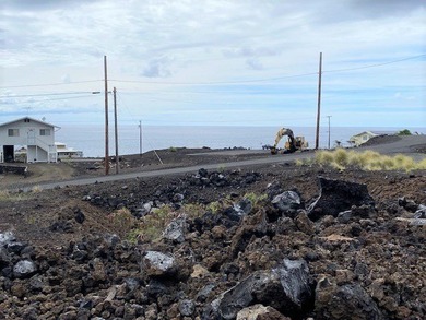 Beach Lot For Sale in Captain Cook, Hawaii