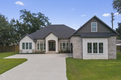 Beach Home For Sale in Long Beach, Mississippi