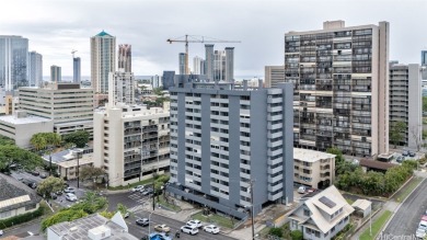 Beach Condo For Sale in Honolulu, Hawaii