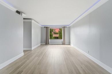Beach Condo For Sale in Coral Springs, Florida