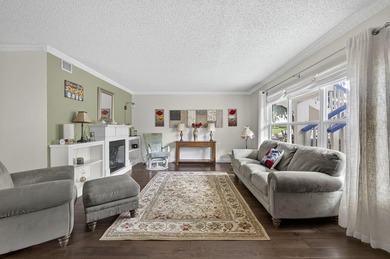 Beach Condo For Sale in West Palm Beach, Florida