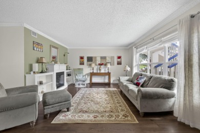 Beach Condo For Sale in West Palm Beach, Florida