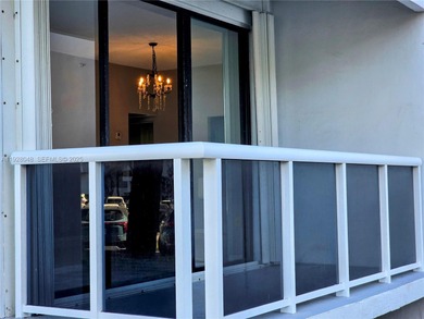 Beach Condo For Sale in Aventura, Florida