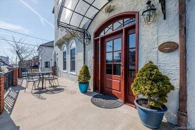 Beach Home For Sale in Long Beach, New York