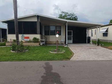 Beach Home For Sale in Palmetto, Florida