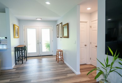 Beach Home For Sale in Keaau, Hawaii