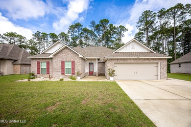 Beach Home For Sale in Ocean Springs, Mississippi