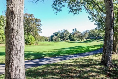 Beach Condo For Sale in Stratford, Connecticut