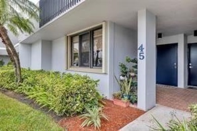 Beach Condo For Sale in Pompano Beach, Florida
