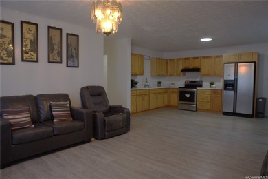 Beach Home For Sale in Pearl City, Hawaii