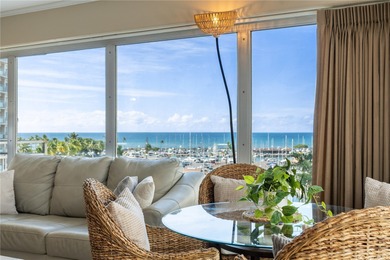 Beach Condo For Sale in Honolulu, Hawaii