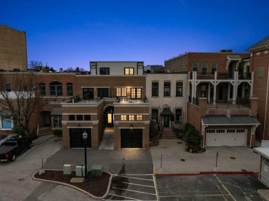 Beach Condo For Sale in Holland, Michigan