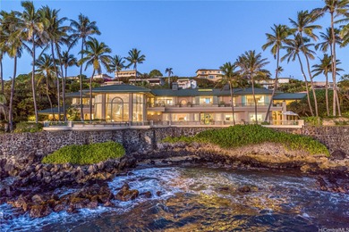 Beach Home For Sale in Honolulu, Hawaii