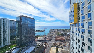 Beach Condo For Sale in Honolulu, Hawaii