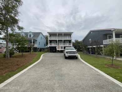 Beach Home For Sale in Oak Island, North Carolina