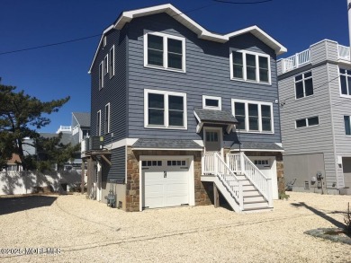 Beach Townhome/Townhouse Sale Pending in Long Beach Island, New Jersey