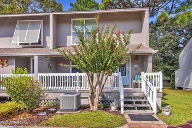 Beach Townhome/Townhouse Sale Pending in Diamondhead, Mississippi