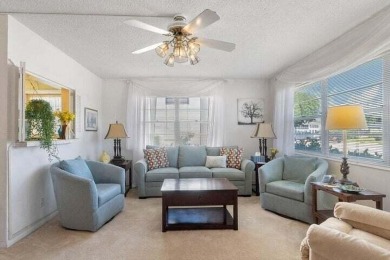 Beach Condo For Sale in West Palm Beach, Florida