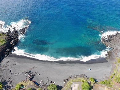 Beach Acreage For Sale in Captain Cook, Hawaii