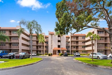 Beach Condo Active Under Contract in Davie, Florida