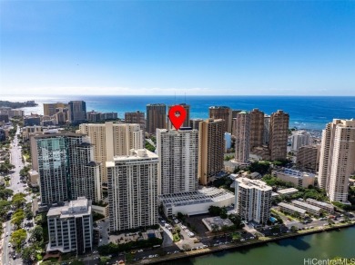 Beach Condo For Sale in Honolulu, Hawaii