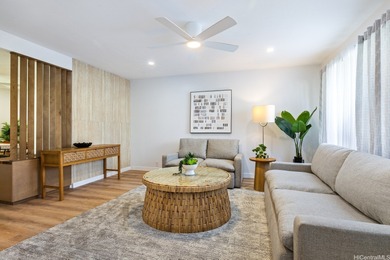 Beach Condo For Sale in Aiea, Hawaii