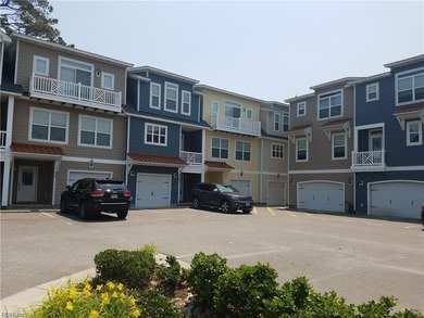 Beach Condo For Sale in Virginia Beach, Virginia