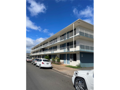 Beach Condo For Sale in Aiea, Hawaii