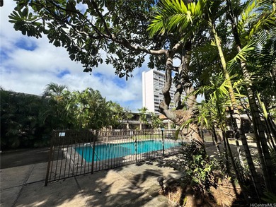 Beach Condo For Sale in Honolulu, Hawaii