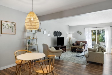 Beach Home For Sale in Charleston, South Carolina