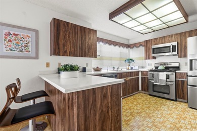 Beach Home For Sale in Waipahu, Hawaii