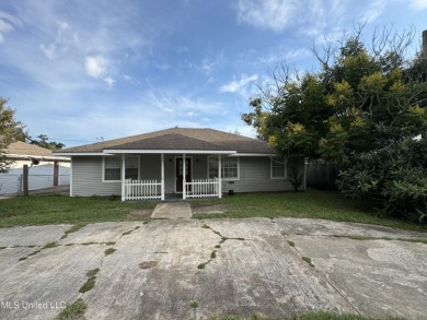 Beach Home For Sale in Long Beach, Mississippi