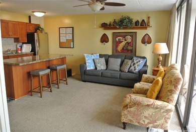 Beach Condo Sale Pending in Honolulu, Hawaii