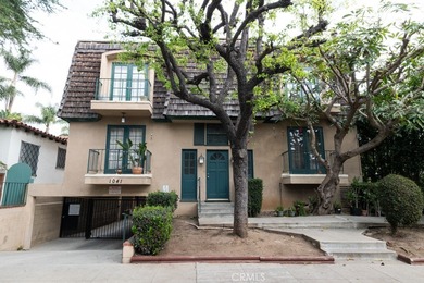 Beach Home For Sale in Santa Monica, California