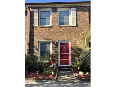 Beach Townhome/Townhouse Sale Pending in North Myrtle Beach, South Carolina