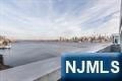 Beach Home For Sale in Weehawken, New Jersey