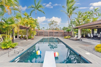Beach Home For Sale in Kailua Kona, Hawaii