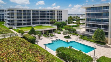 Beach Condo For Sale in Palm Beach, Florida