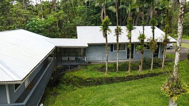 Beach Home For Sale in Mountain View, Hawaii