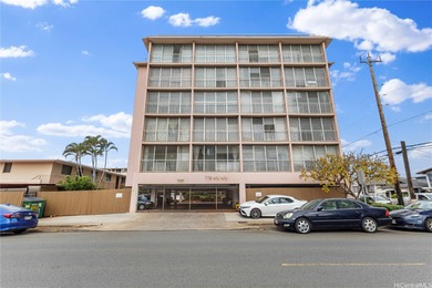 Beach Condo For Sale in Honolulu, Hawaii