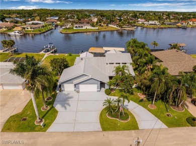 Beach Home For Sale in Fort Myers, Florida