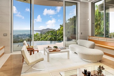 Beach Home For Sale in Honolulu, Hawaii