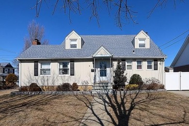 Beach Home Sale Pending in Freeport, New York
