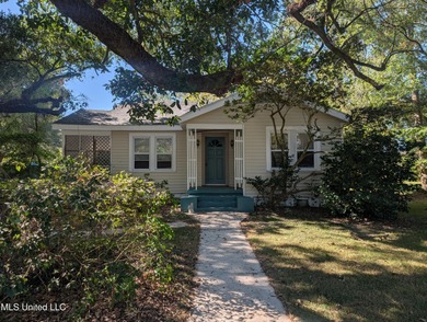 Beach Home For Sale in Bay Saint Louis, Mississippi