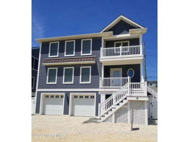 Beach Home For Sale in Ortley Beach, New Jersey