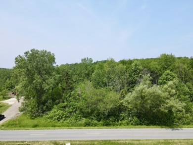 Beach Acreage Active Under Contract in Coloma, Michigan