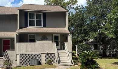 Beach Townhome/Townhouse For Sale in Diamondhead, Mississippi