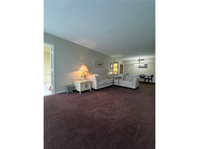 Beach Condo For Sale in Hallandale Beach, Florida